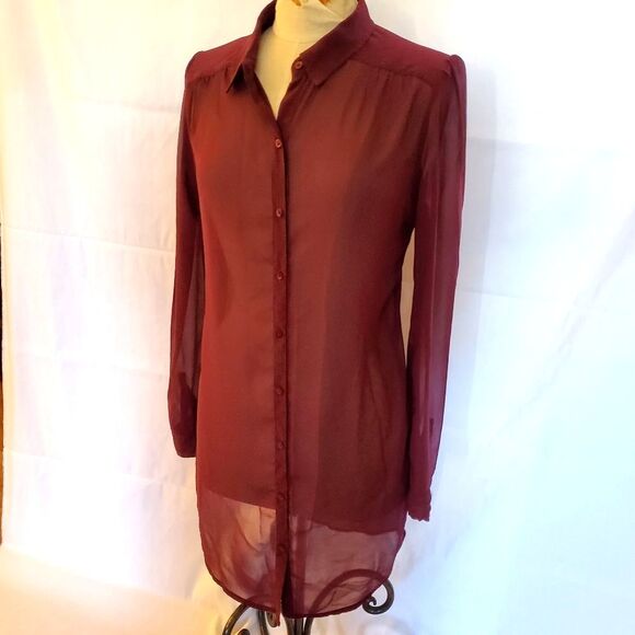 Shear Burgundy Red Long Buttoned Top by Frenchi, M-L - Picture 1 of 9